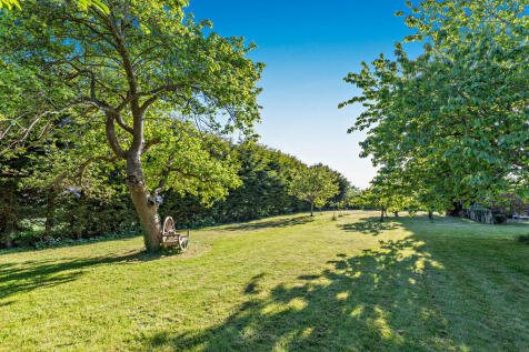 8647487-exterior3...