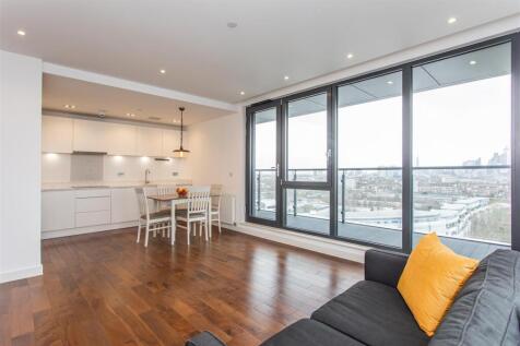 open plan kitchen to reception