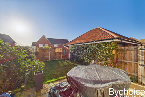 CAM05454G0-PR0089-STILL031