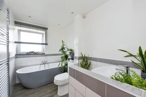Bathroom W/C