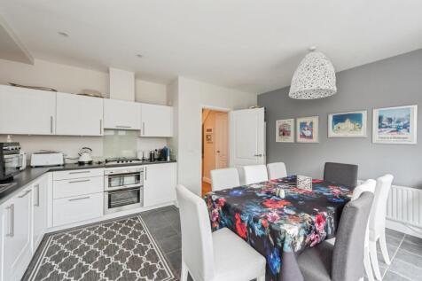 Kitchen/Dayroom