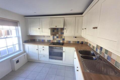 Kitchen 3.jpg