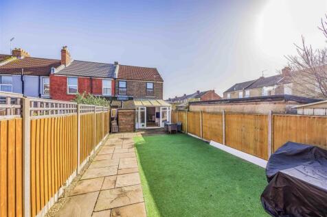 128 Kimbolton Road, Portsmouth-Small-PorticoMarket