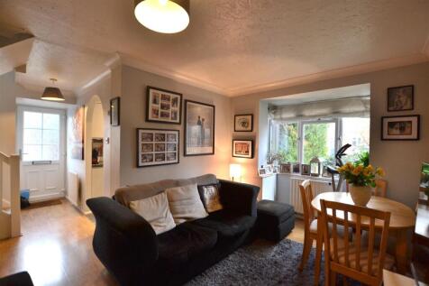 Living, Dining Room 2.JPG