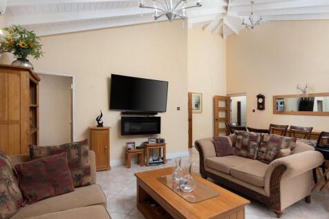 Chancery Lane, 186 Almond Row