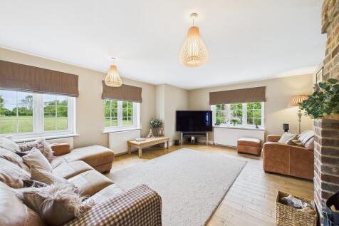 CAM01689G0-PR0469...