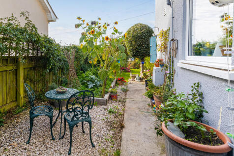 A12 - 3 Crispin Road Kingsbridge - 250930