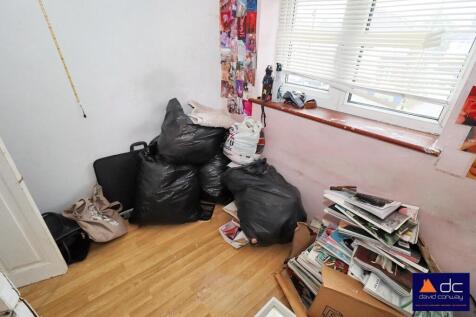 IMG_6537 new tidier room.jpg