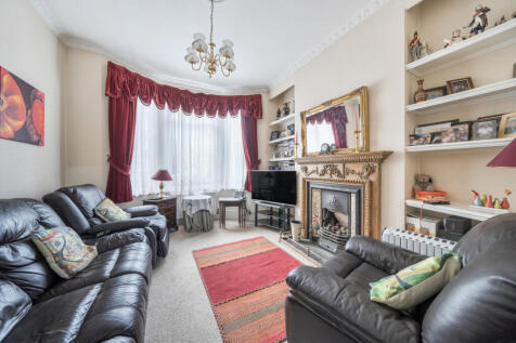 1347042-7-68b8062...