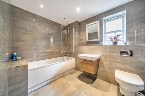 1290112-2-684b27a...