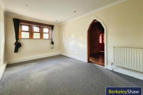 Downstairs Bedroom 4