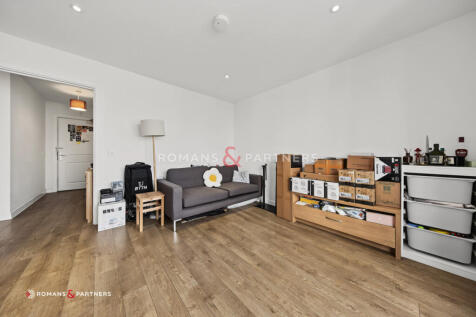 Available August & Fully furnished - TOP FLOOR two bedroom aparmtent, with dual aspect located in the soughtafter Casson Apartments, New Festival Quarter, E14