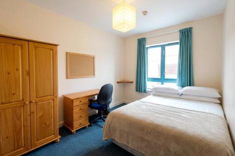 5 Bedroom Flat in BS1 4HX