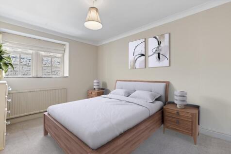 The Mistal - Bedroom