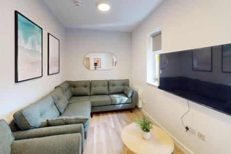6 Bedroom Flat in TR11 4NN