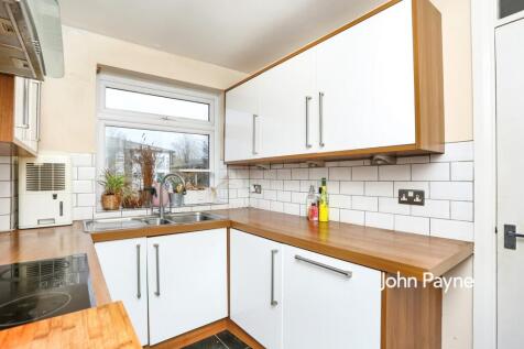 f7256d3a-b3ce-f01...