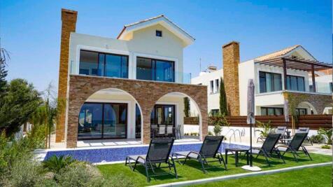 Villa with Private