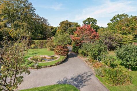 Drive & Gardens