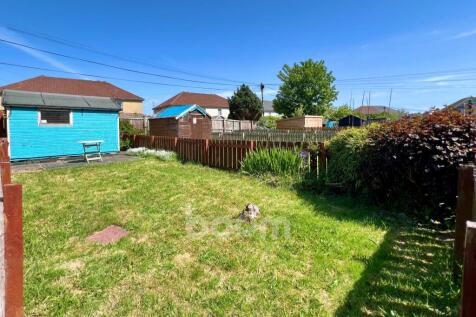 Barrie Terrace, Ardrossan garden