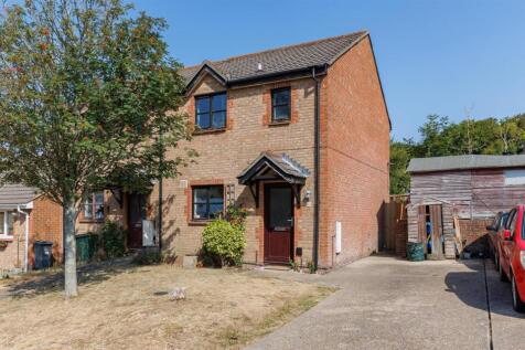 Semi-detached home in Ventnor