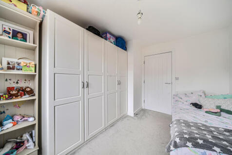 1364630-25-68e8f1...