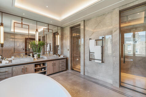 6 bed, 6 bath House in London - Photo 7