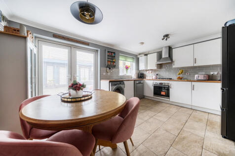 1374630-4-6908870...