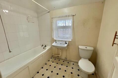 Bramleys Estate Agents - Coule Royd - Huddersfield
