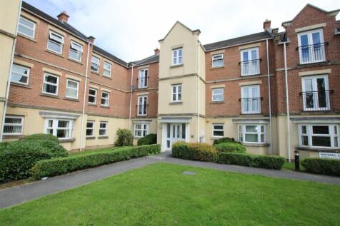 * TO LET * *UNFURNISHED * * GROUND FLOOR * * DESIGNATED PARKING * * DG & ELECTRIC HEATING * * RECENTLY RE DECORATED * * EASY ACCESS TO LEEDS CITY CENTRE & M621 MOTORWAY * * REQUIRED DEPOSIT: £980.00 *