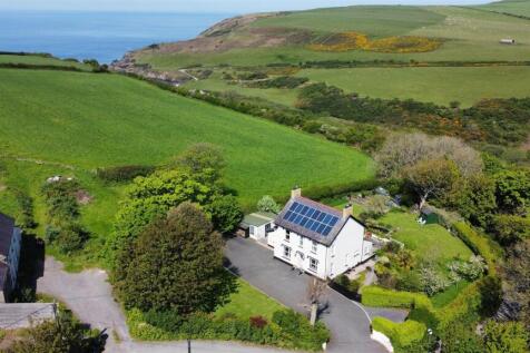 Hillside, Brynhenllan Dinas Cross, Newport, Pembro