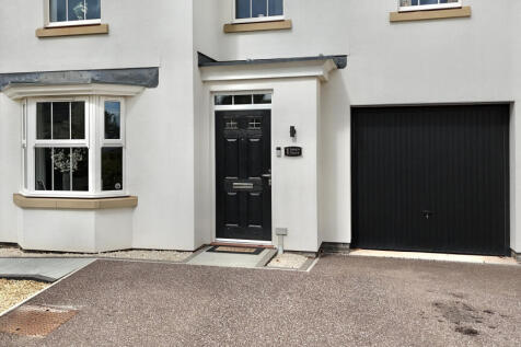 1 Sandy Place, Tiverton