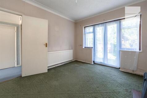 9 Brookhouse Gardens_0011.jpg