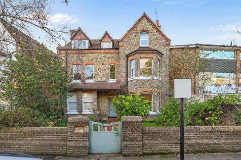 Aston Rowe - Grange Park4.JPG