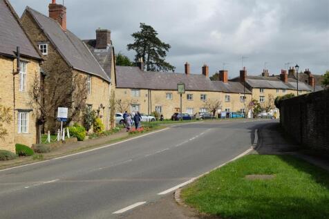 Few street scenes this historic