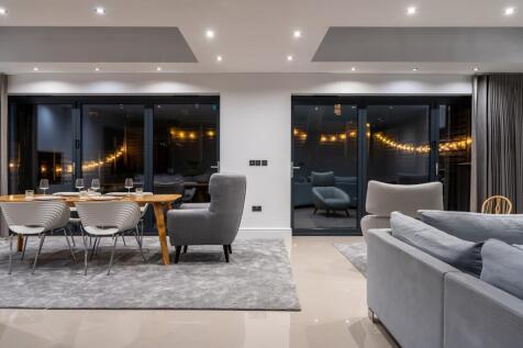 5 bed, 5 bath Detached in Sheffield - Photo 31