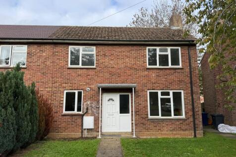 2 Bedroom Semi-Detached in PE28 4QF