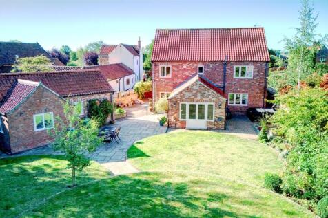 Old Ford House Clayworth Drone Garden Aspect.jpg