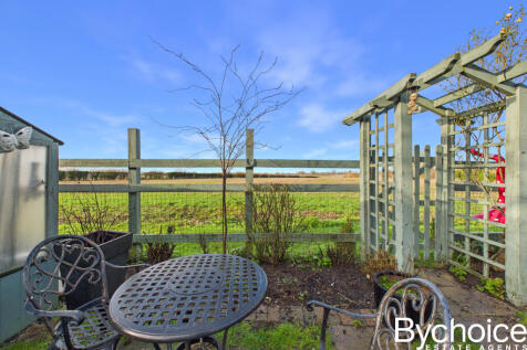 CAM05454G0-PR0104-STILL032