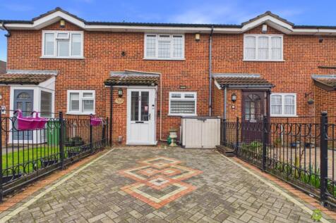 Presented by Clinton at EweMove Bexleyheath and Da