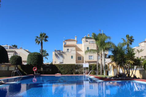 Pau 8 Villamartin 3 bed townhouse
