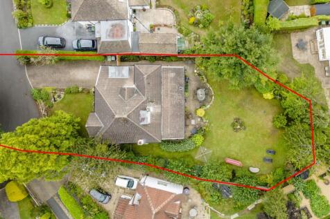 Exterior - 26-Edit (1).jpg