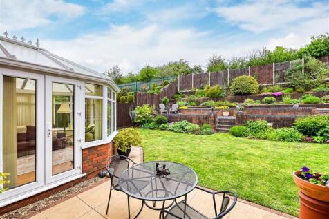 12 Bridgewater Drive-27.jpg