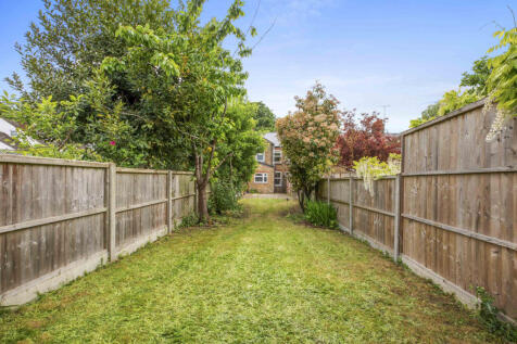 2 Mount Pleasant Cottages, Cores End Rd, SL8 5AN (