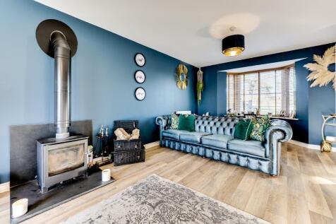 8 Hunts Field Drive, Gretton-27.jpg