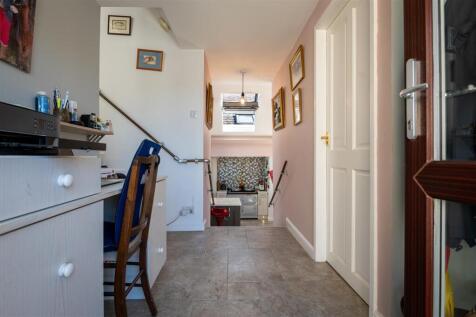 Interior - Ty Mawr, Llanddona-1.jpg