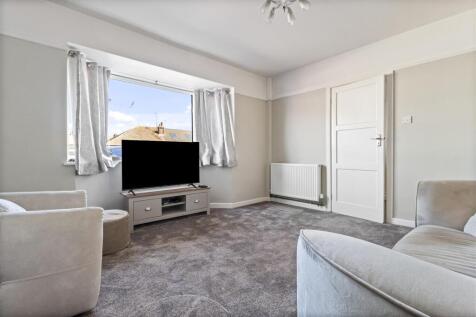 47 Cranleigh Road-001.JPG
