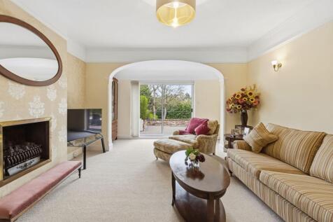 Family Room 1