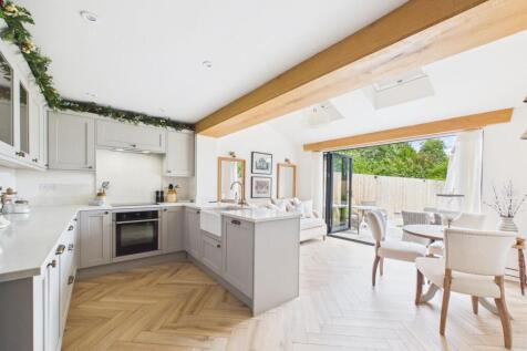 KITHCEN/ LIVING/ DINING