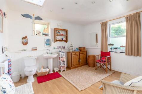 Family Shower Room