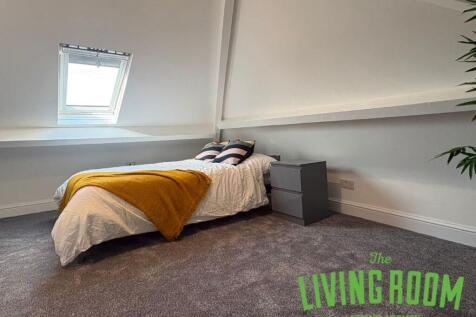 attic room (2)
